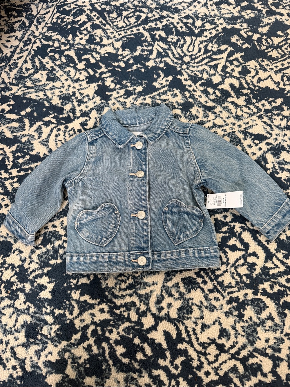 Old navy Baby Girl Jean Jacket with Heart Pockets NWT 6-12 Months
